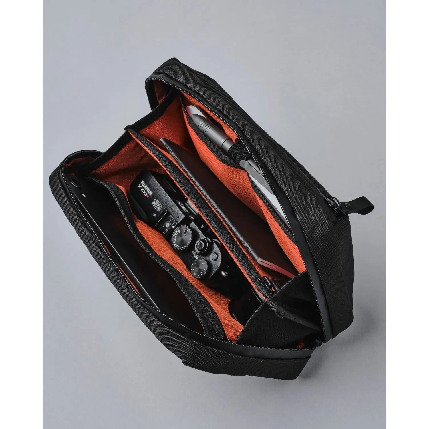 ALPAKA Elements Tech Case Sling