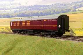 Darstaed D24-3-02RA Finescale O Gauge LNER Thompson Mainline BTK (Brake Third Corridor) Coach, Lined Maroon 'E1689E'