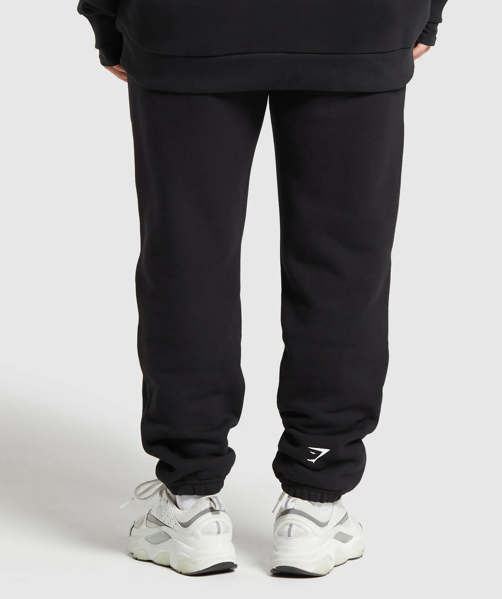 GS x Leana Deeb Oversized Joggers - Black