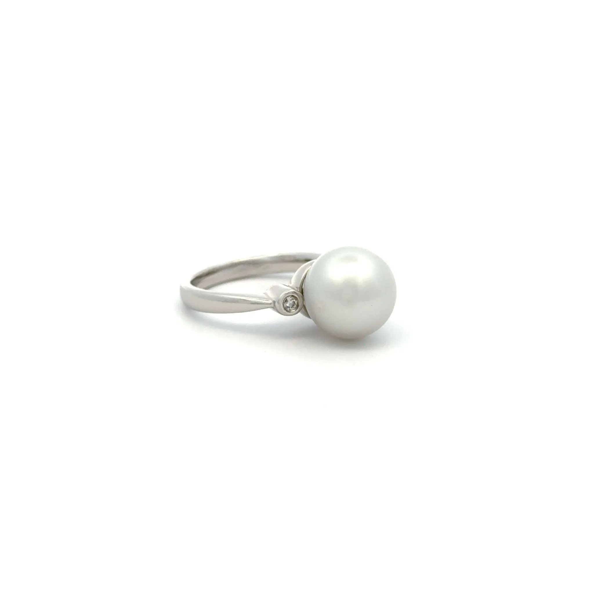 Sterling Silver Australian South Sea Cultured 11-12mm Pearl and Diamond Ring